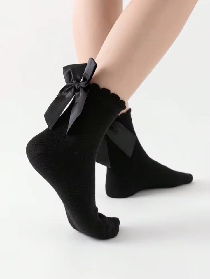 Women's Cute Bow Decor Mid-Calf Socks